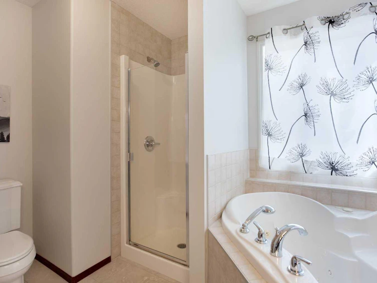 66 Cougarstone Close SW, Calgary, AB, T3H 5J4 - 25