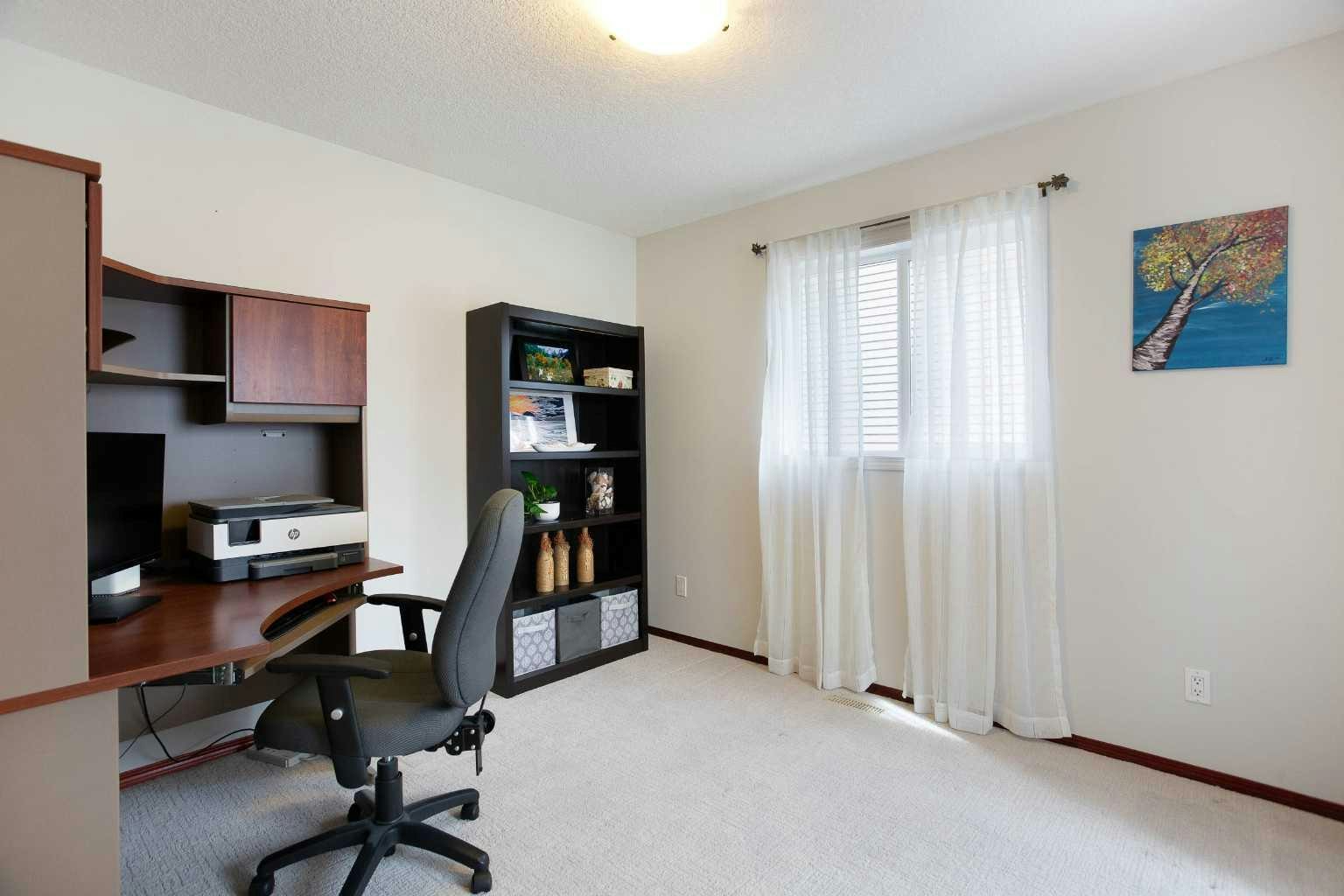 66 Cougarstone Close SW, Calgary, AB, T3H 5J4 - 27