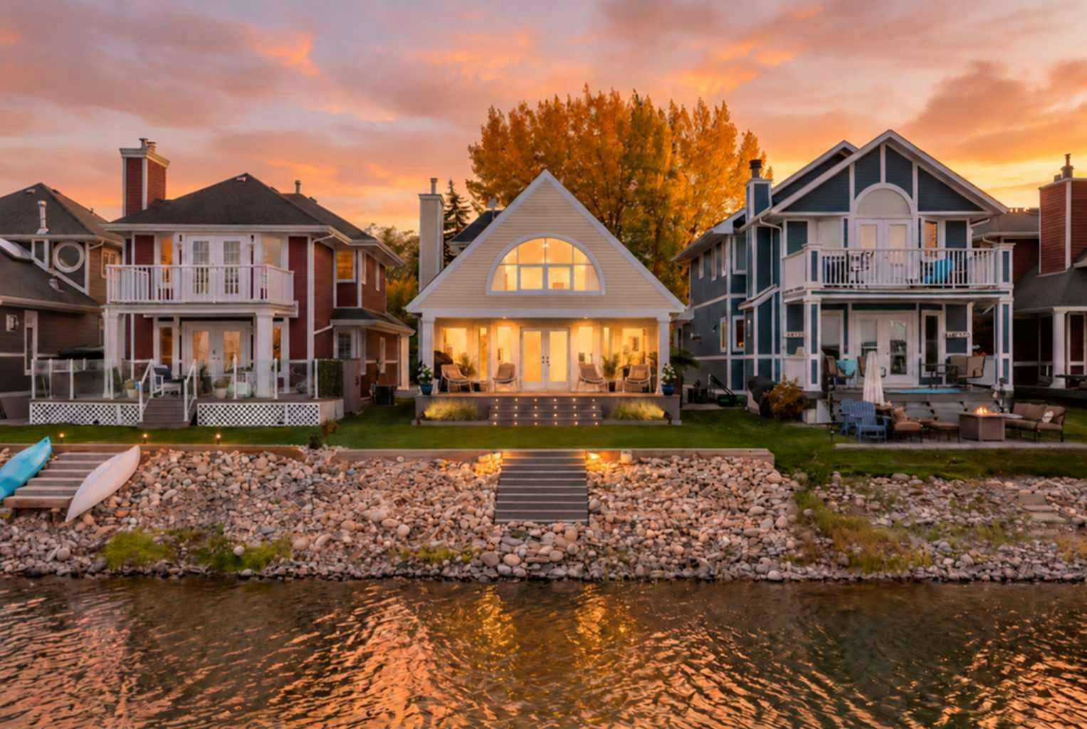 116 Marina Bay Court, Sylvan Lake, AB, T4S 1E9