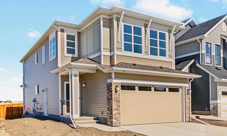 138 Silver Spruce Road SW