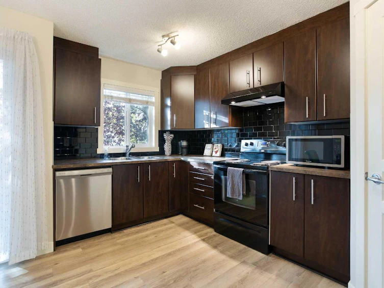 1907-2445 Kingsland Road SE, Airdrie, AB, T4A 0B5 - 8