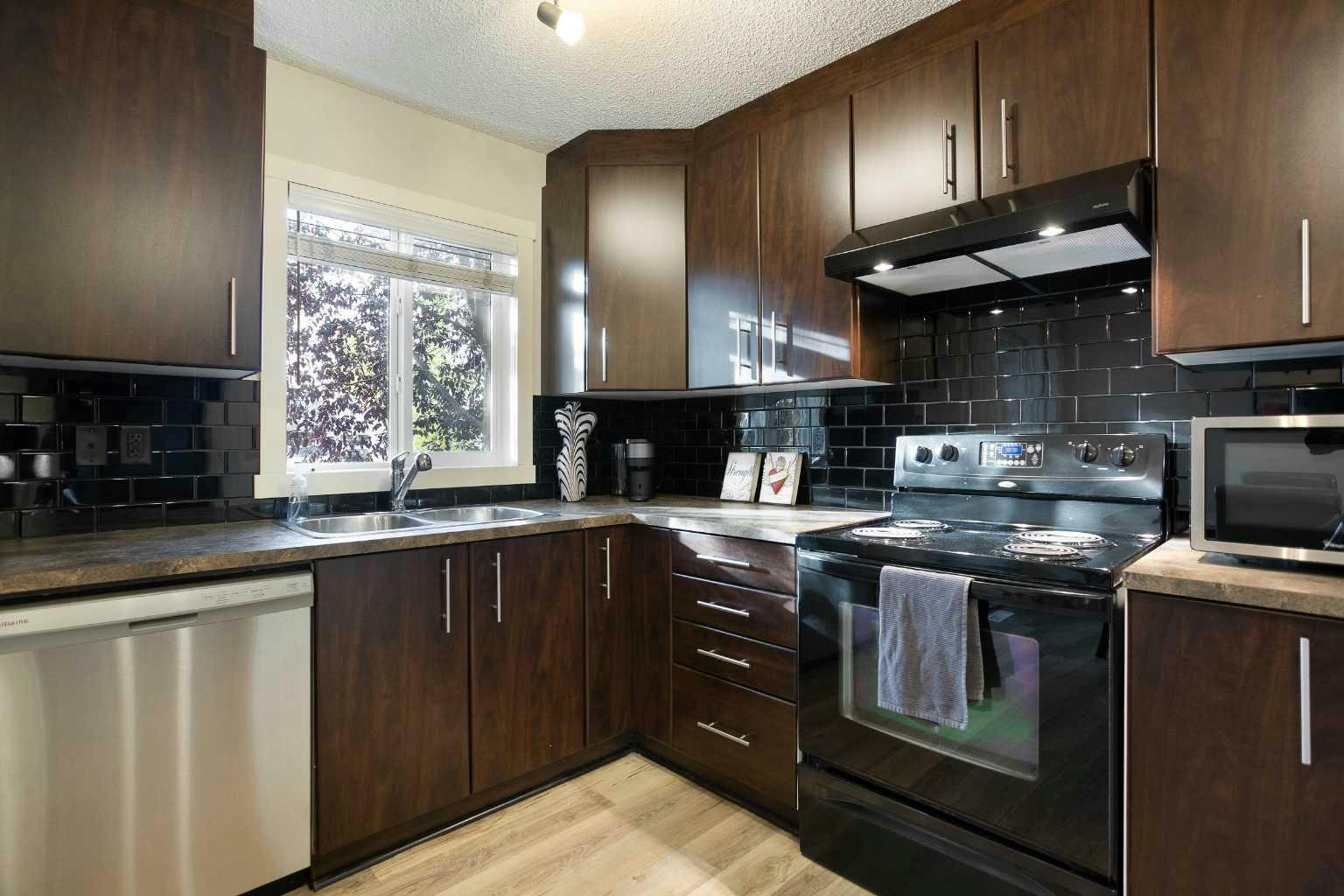 1907-2445 Kingsland Road SE, Airdrie, AB, T4A 0B5 - 9