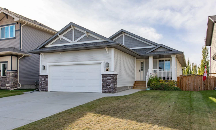 70 Truant Crescent