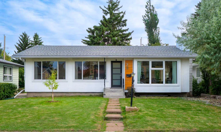 29 Hillary Crescent SW