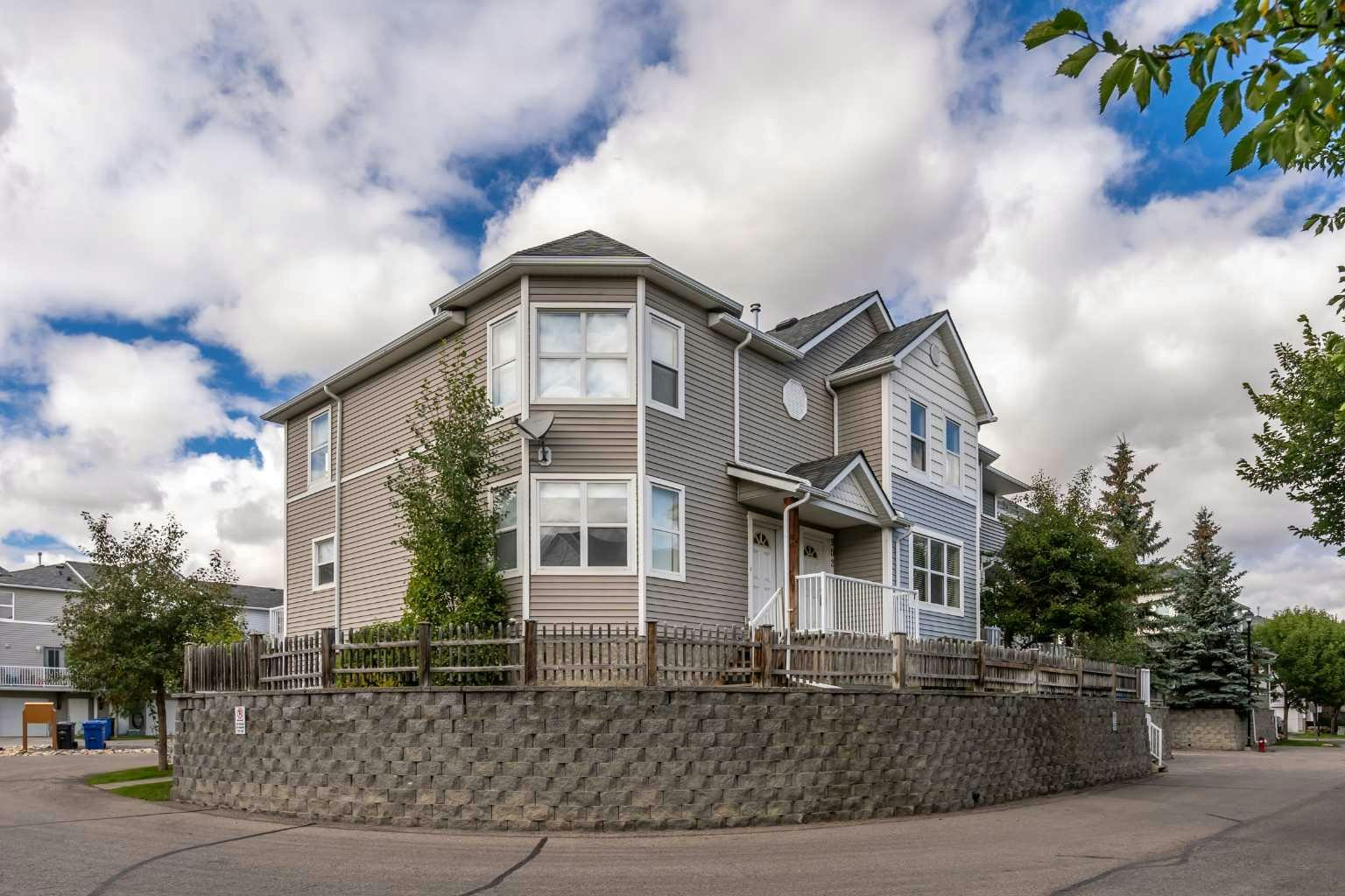 902 Prairie Sound Circle NW, High River, AB, T1V 2A4