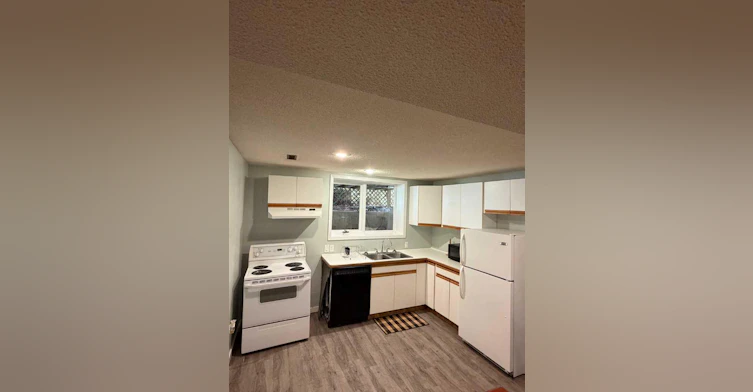 101 3 Street S, Picture Butte, AB, T0K 1V0 - 2