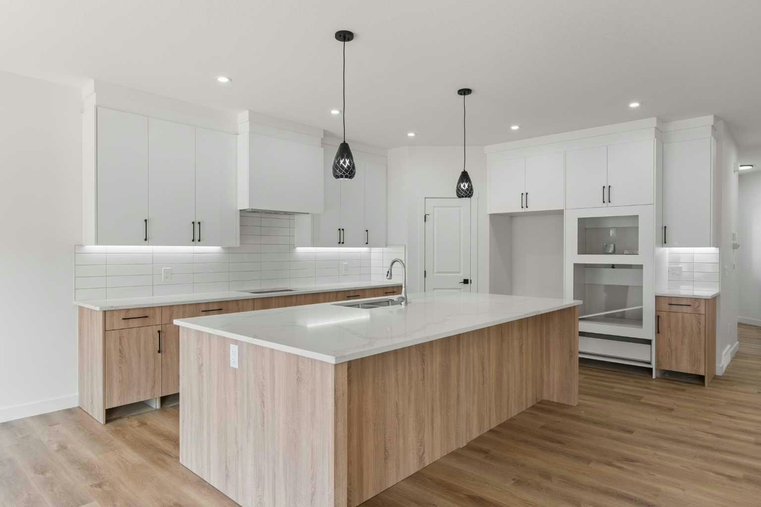 809 Hampshire Crescent NE, High River, AB, T1V 0E3