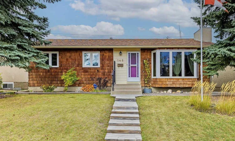 148 Marwood Circle NE