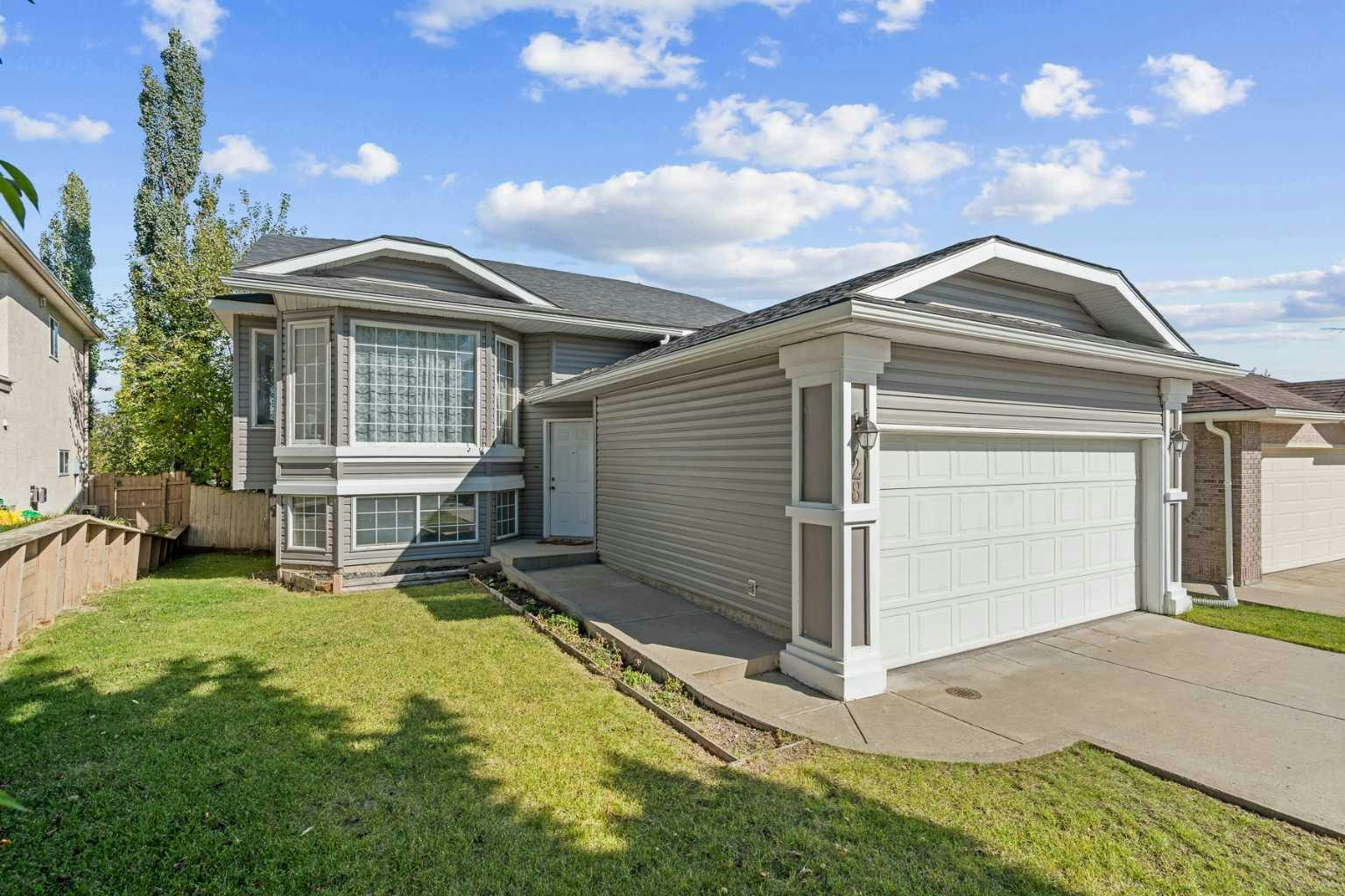28 Harvest Oak Drive NE, Calgary, AB, T3K 4E2
