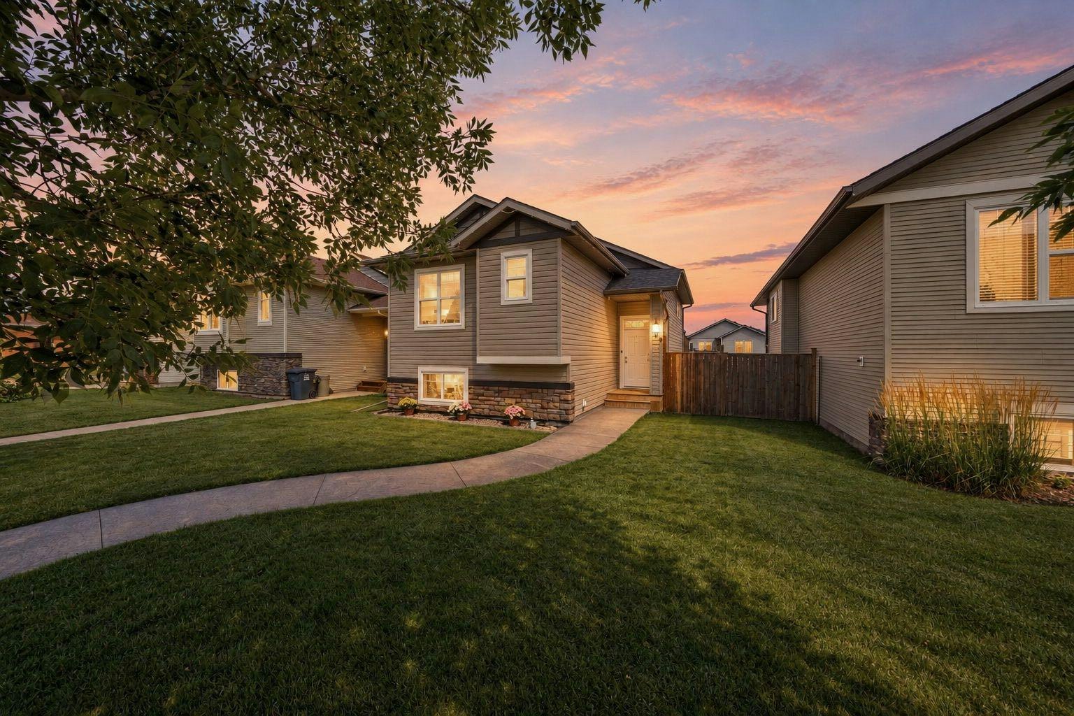 106 25 Street, Red Deer County, AB, T4S 0J1