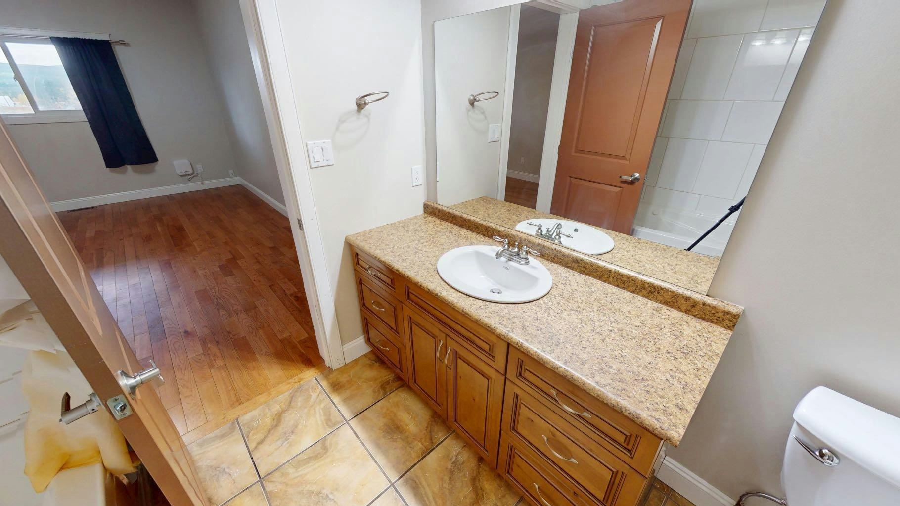 118 Wanyandi Avenue, Hinton Hill, AB, T7V 1M6 - 11