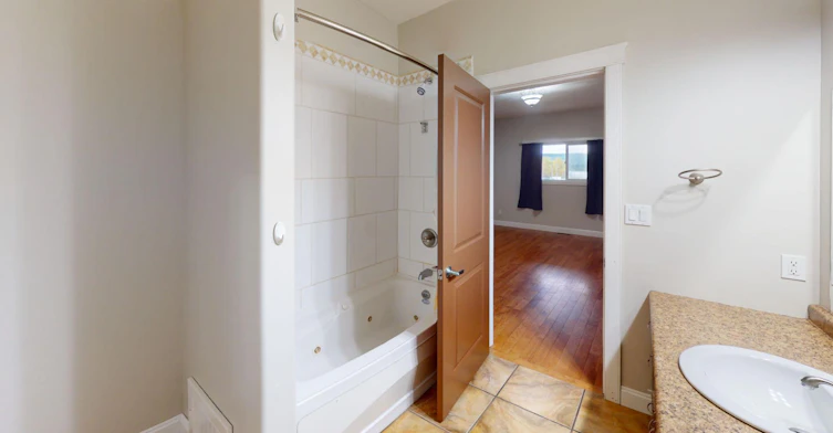 118 Wanyandi Avenue, Hinton Hill, AB, T7V 1M6 - 8