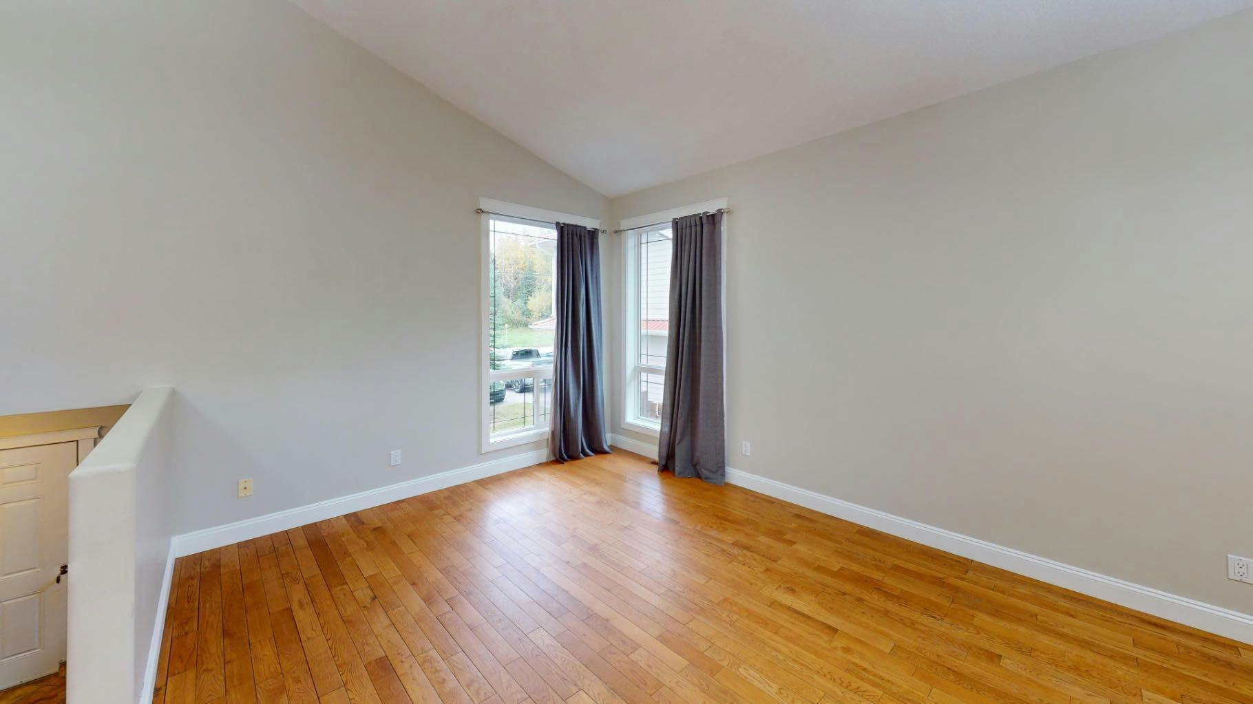 118 Wanyandi Avenue, Hinton Hill, AB, T7V 1M6 - 5