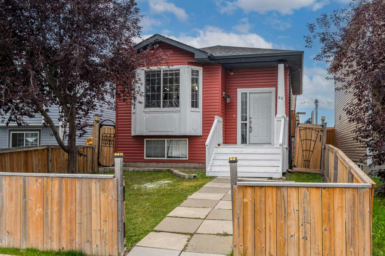 65 Martinvalley Road NE, Calgary, AB, T5J 4L9
