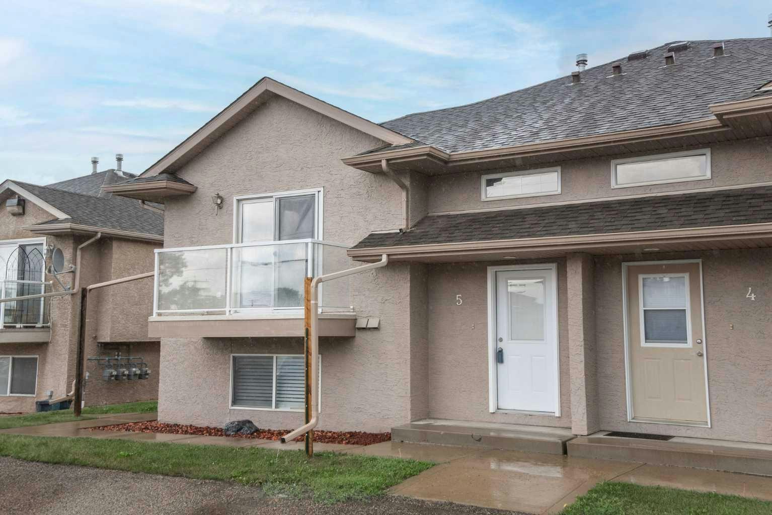 5-4626 44 Street, Sylvan Lake, AB, T4S 1W7