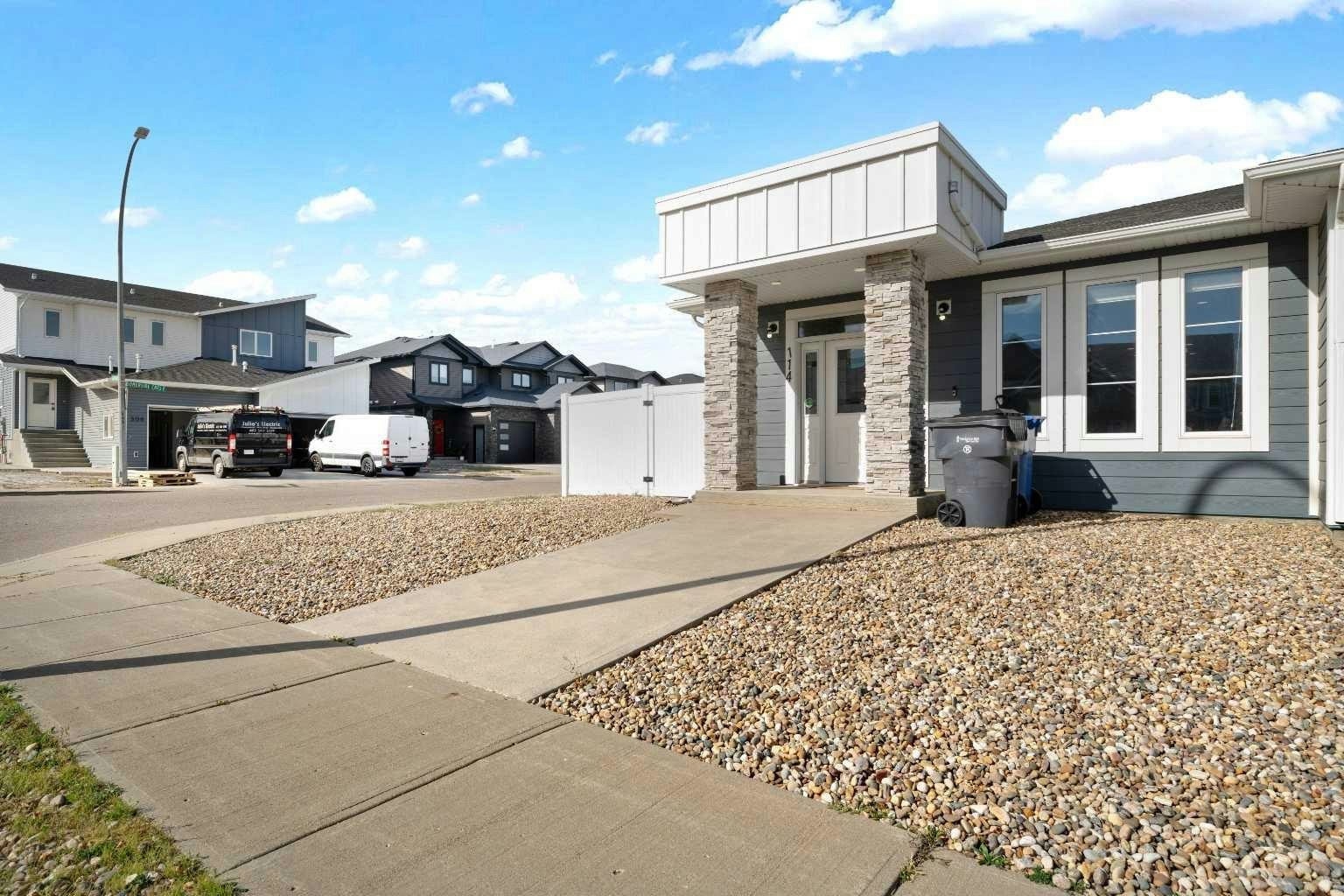 114 Somerside Road SE, Medicine Hat, AB, T1B 0N3