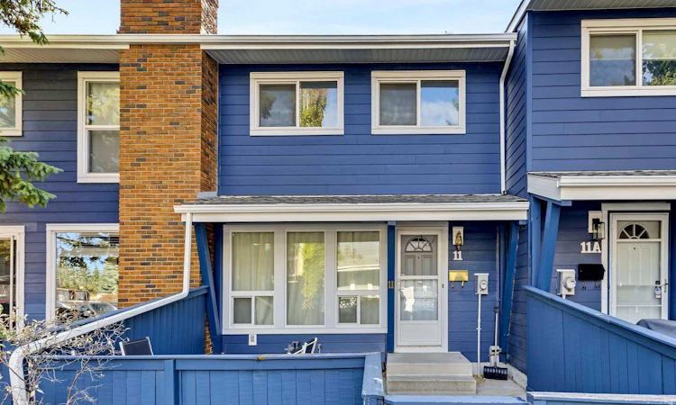 11-5315 53 Avenue NW