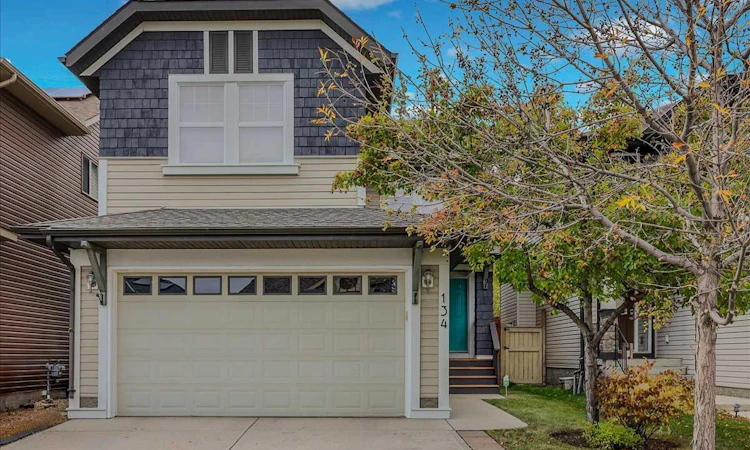 134 Autumn Close SE