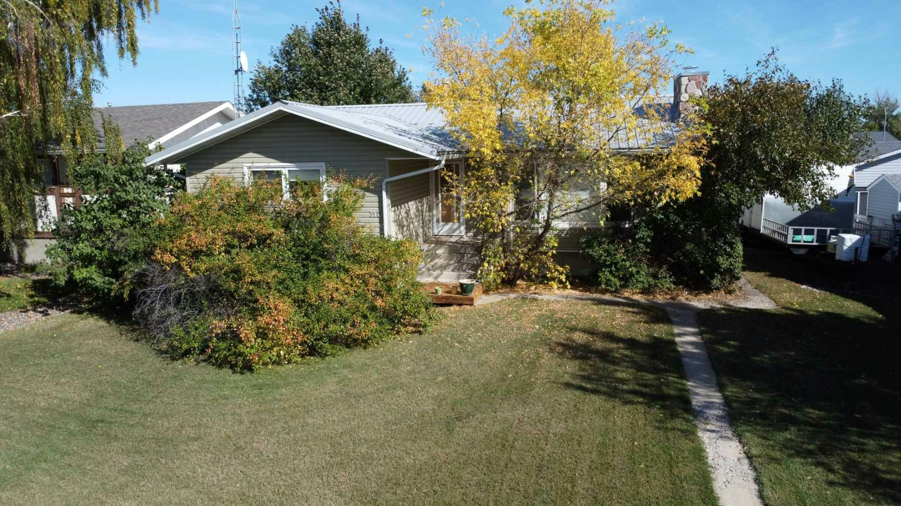310 Nill Place, Hanna, AB, T0J 1P0