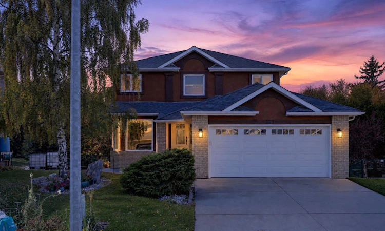 149 Valley Ridge Court NW