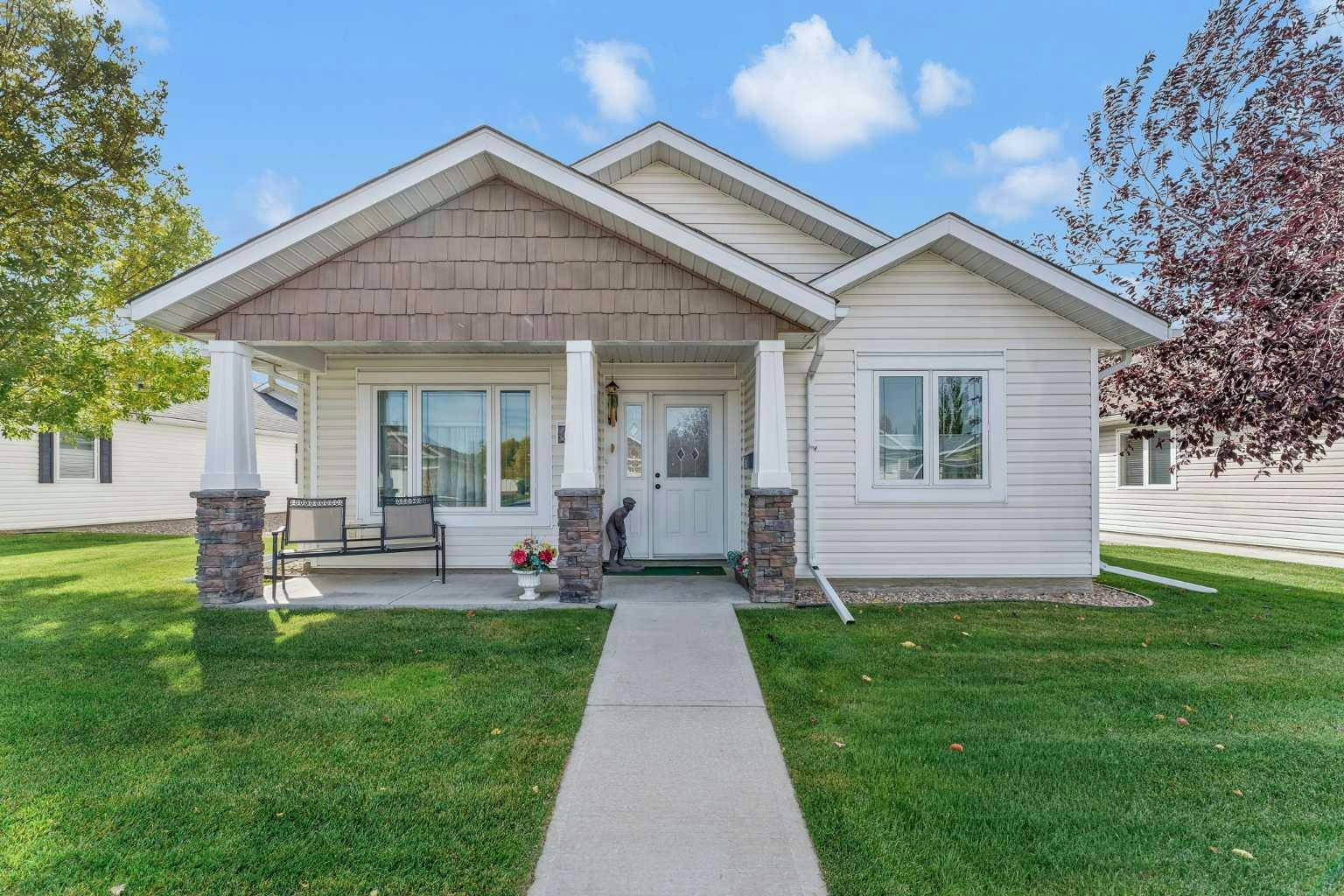 69 Chartwell Place SE, Medicine Hat, AB, T1B 0E4