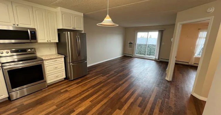 205-228 Pembina Avenue, Hinton Hill, AB, T7V 0A5 - 5