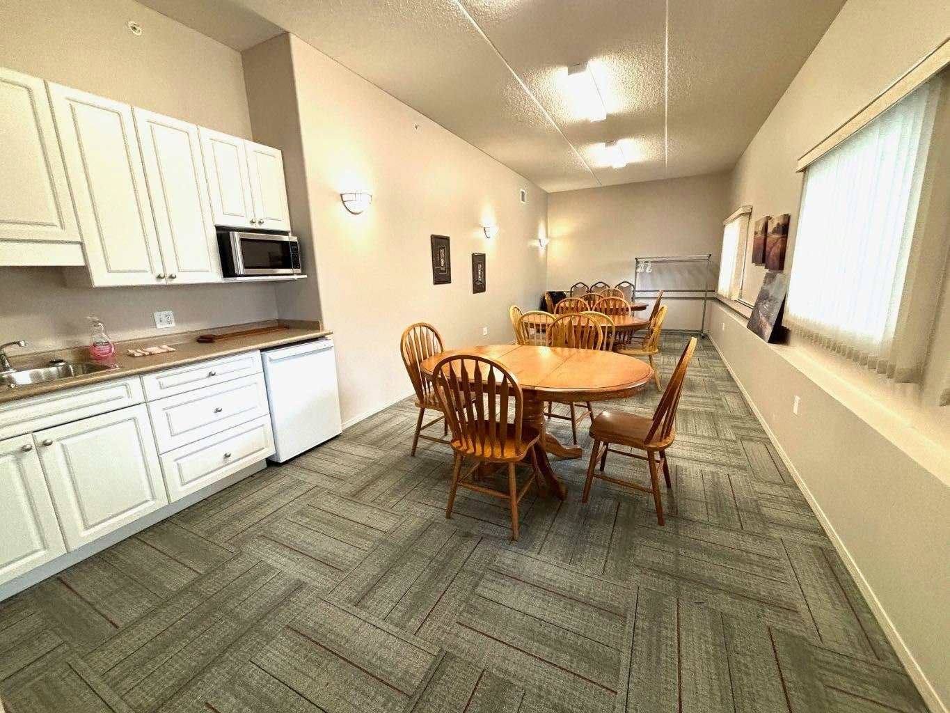 205-228 Pembina Avenue, Hinton Hill, AB, T7V 0A5 - 15