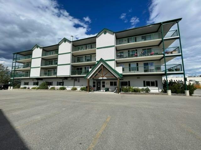 205-228 Pembina Avenue, Hinton Hill, AB, T7V 0A5