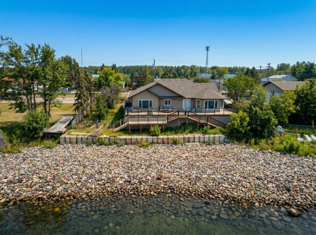 81 Peace River Avenue, Big Lakes County, AB, T0G 1J0
