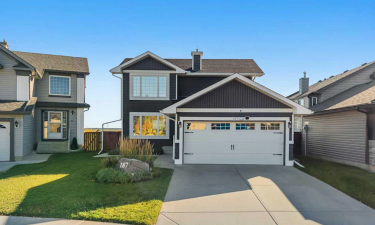 187 Covington Close NE