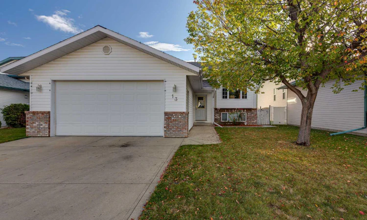 13 Dumas Crescent