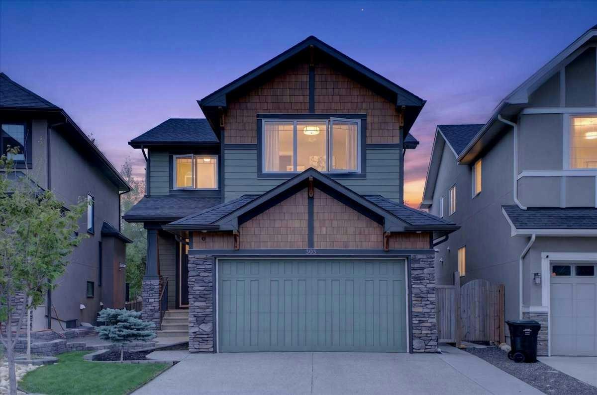 303 Aspen Acres Manor SW, Calgary, AB, T3H 0Z5