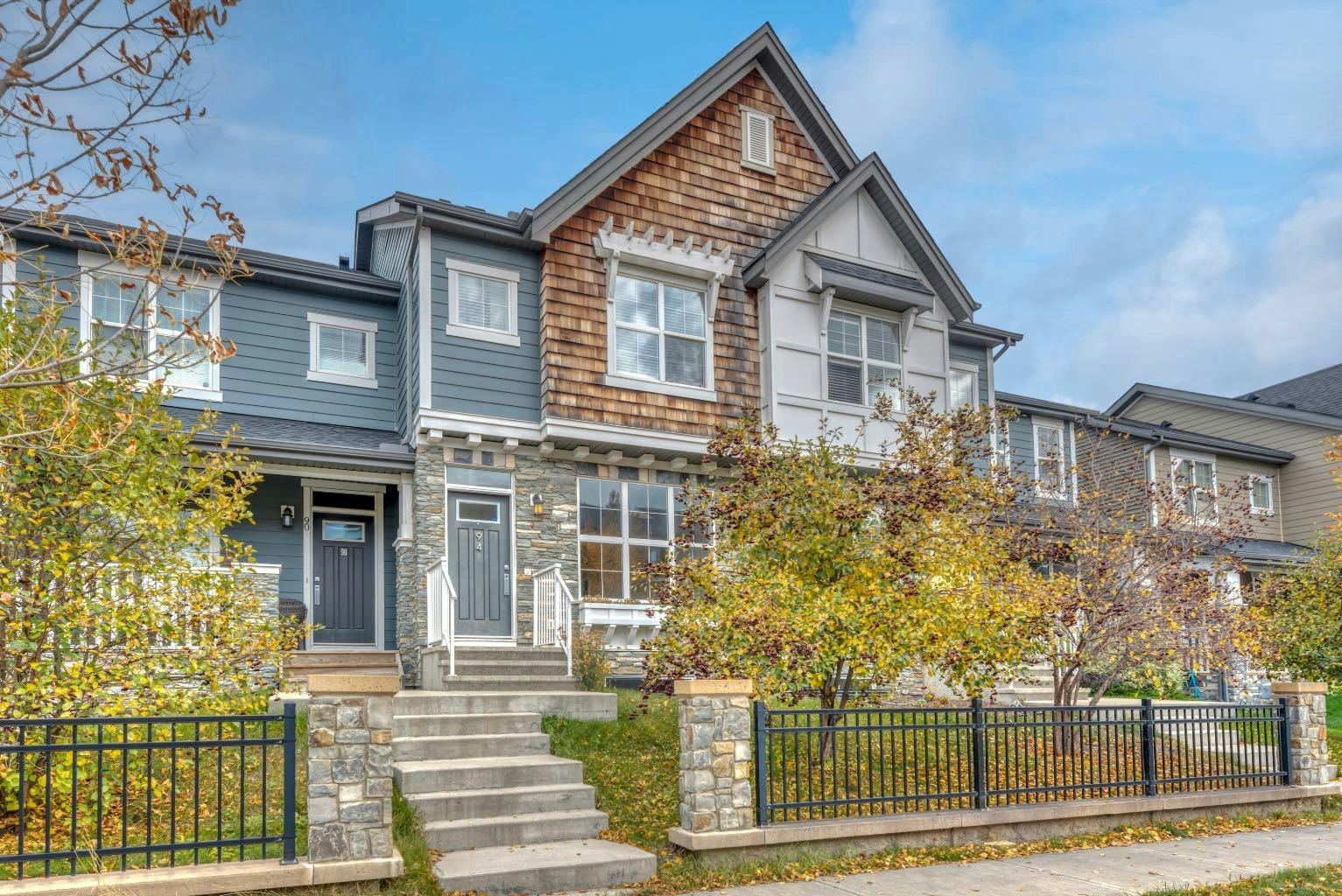 94 Legacy Boulevard SE, Calgary, AB, T2X 0Y6