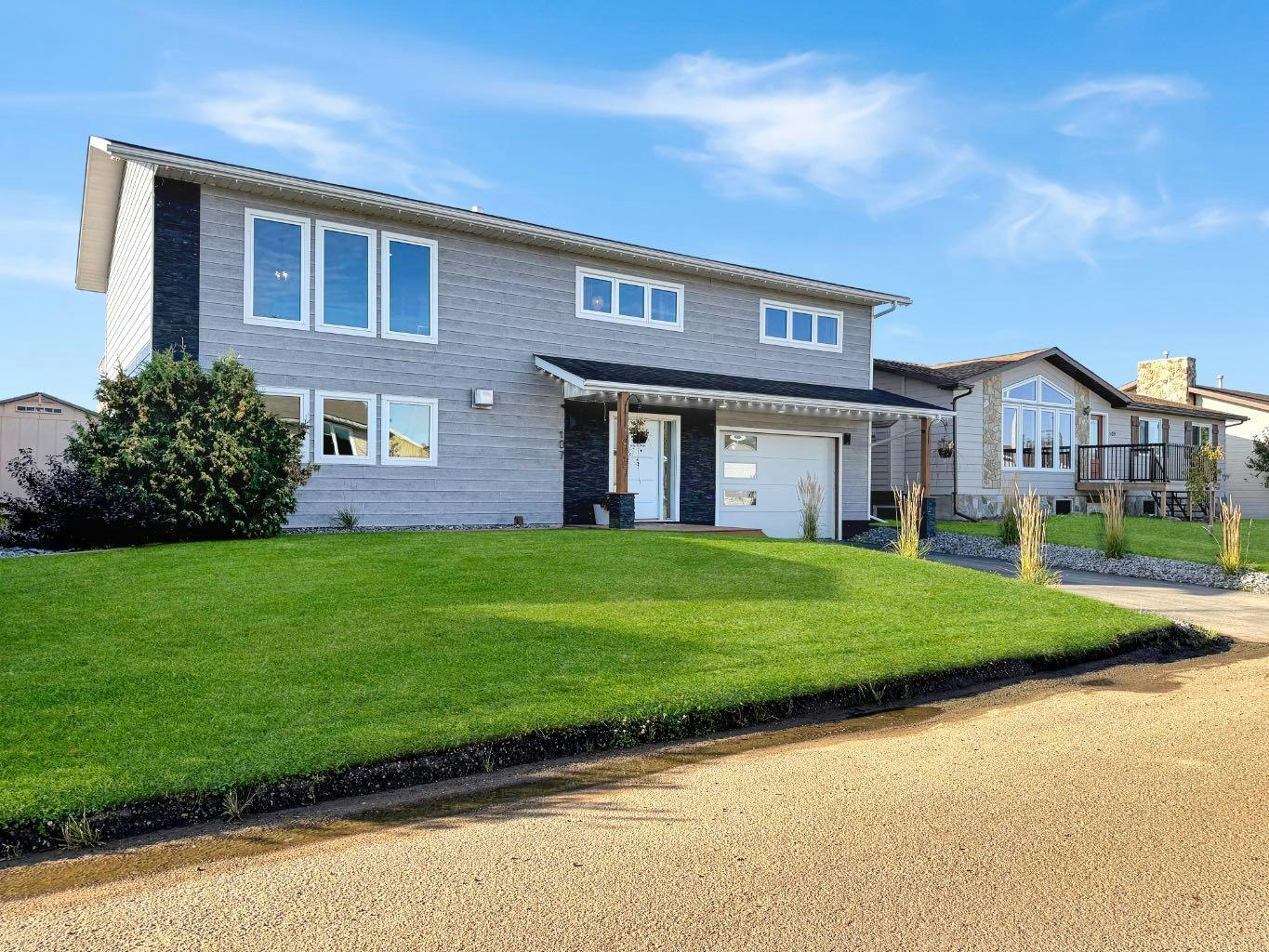 107 6 Avenue SW, Falher, AB, T0H 1M0 - 2