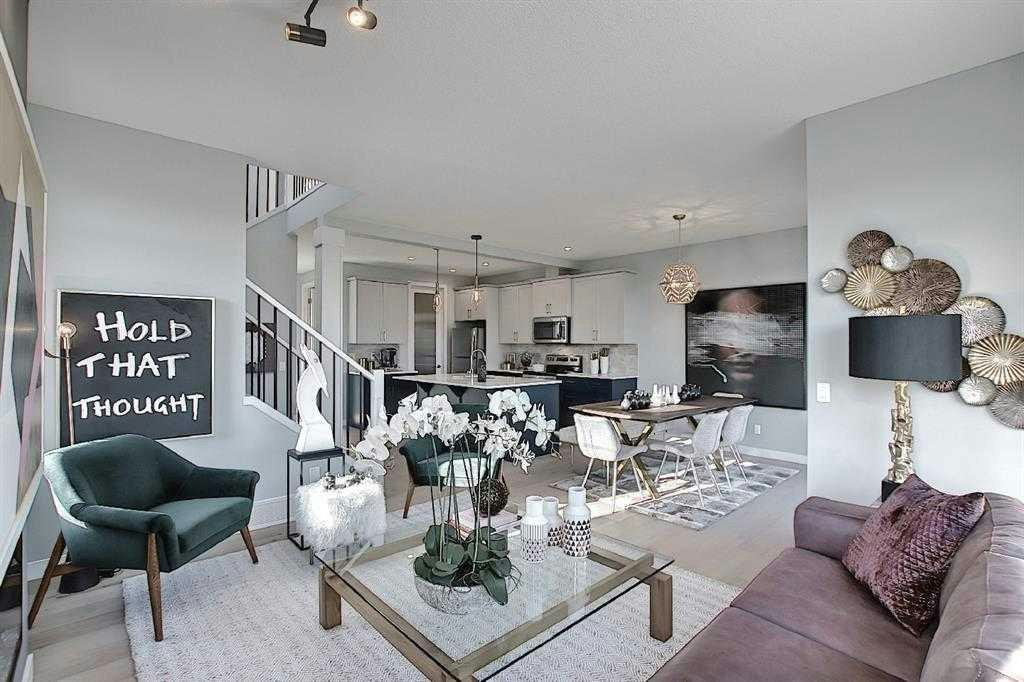 39 Waterford Mews, Chestermere, AB, T1X 3B4