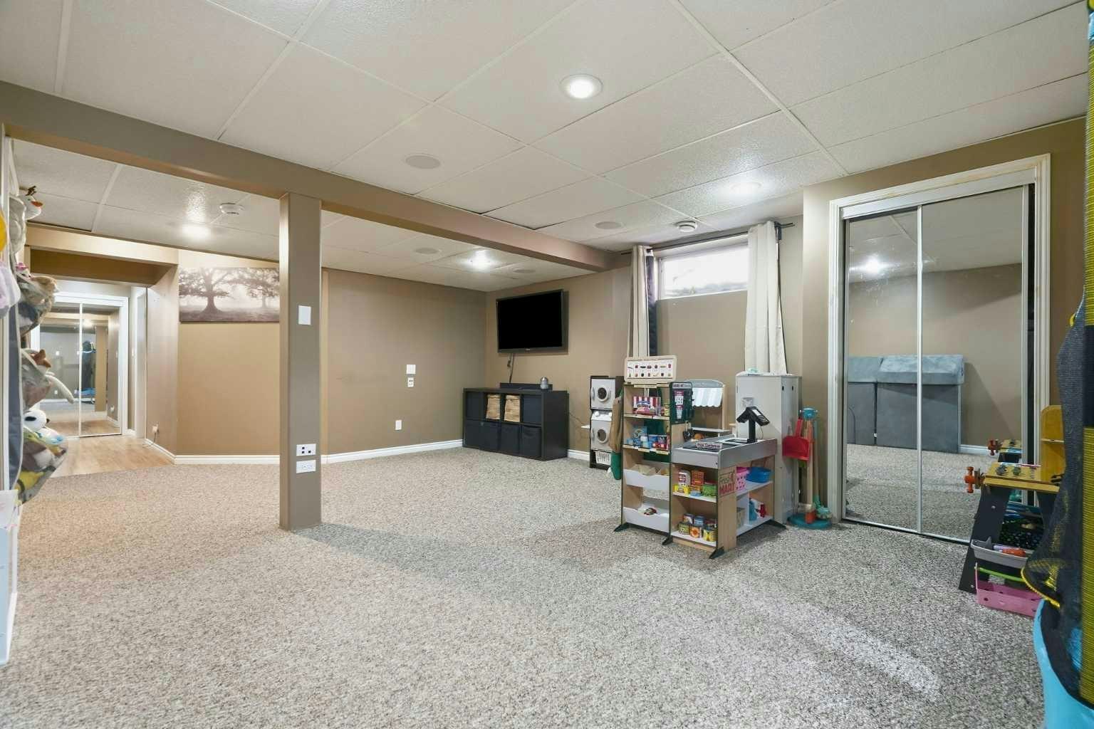 222 Douglas Ridge Circle SE, Calgary, AB, T2Z 3C4 - 30