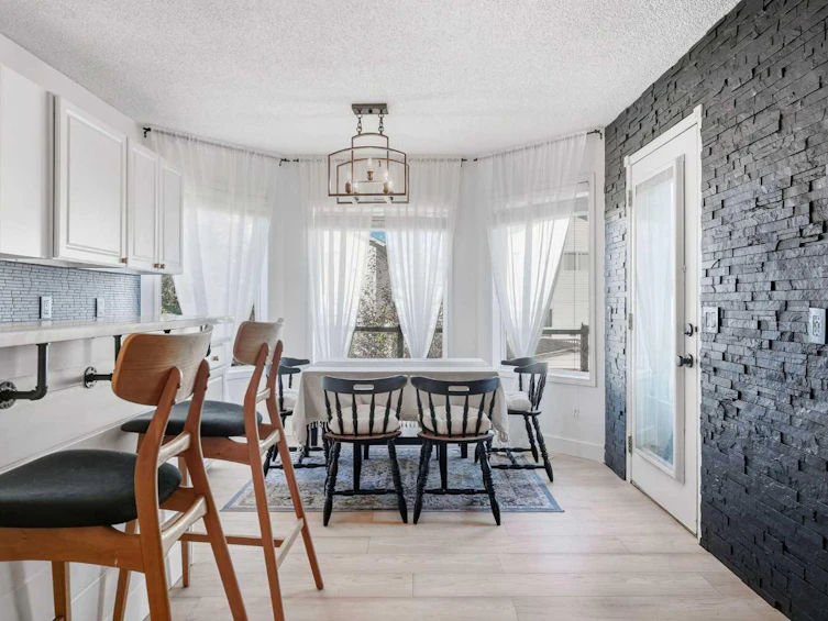 222 Douglas Ridge Circle SE, Calgary, AB, T2Z 3C4 - 17