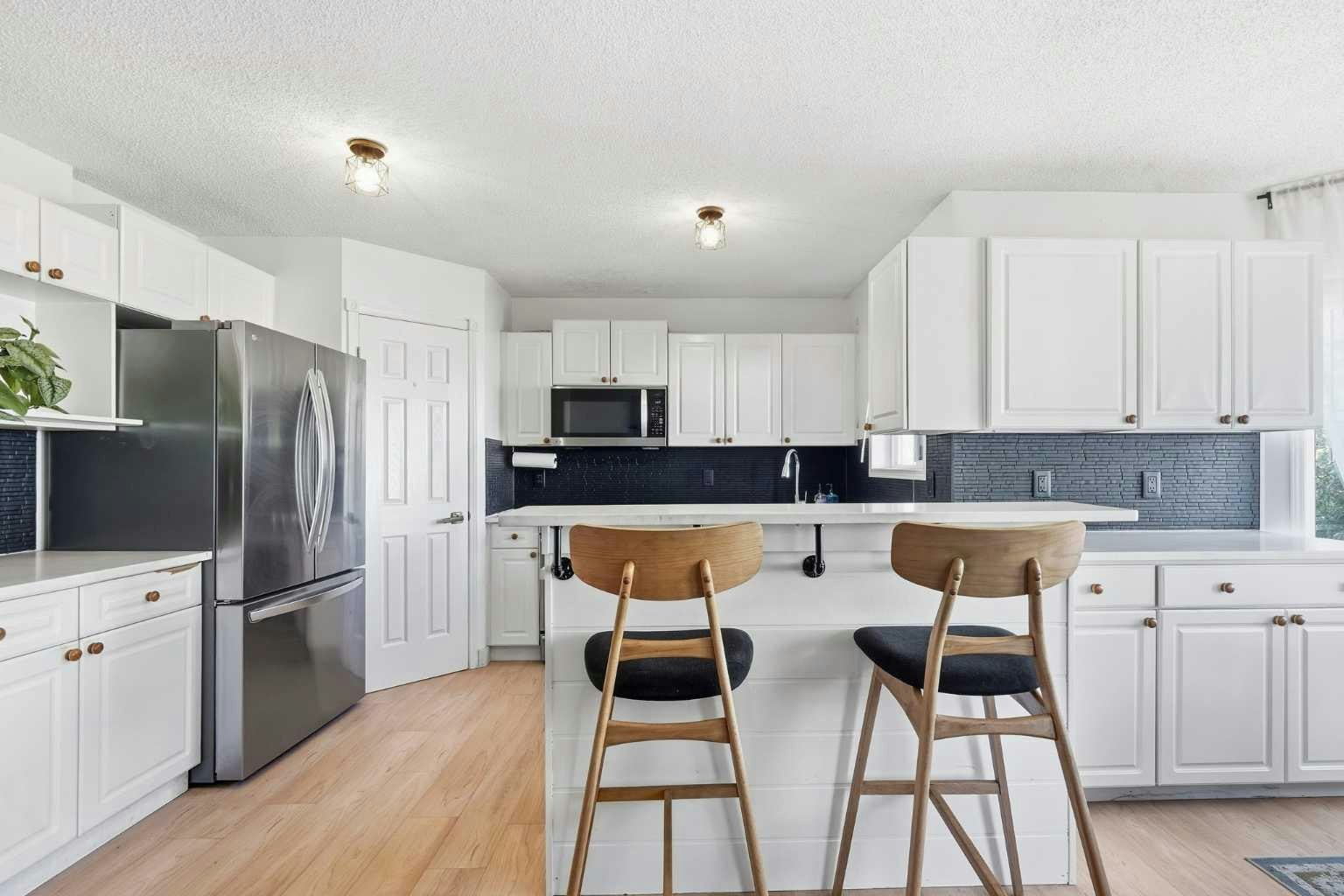 222 Douglas Ridge Circle SE, Calgary, AB, T2Z 3C4 - 13