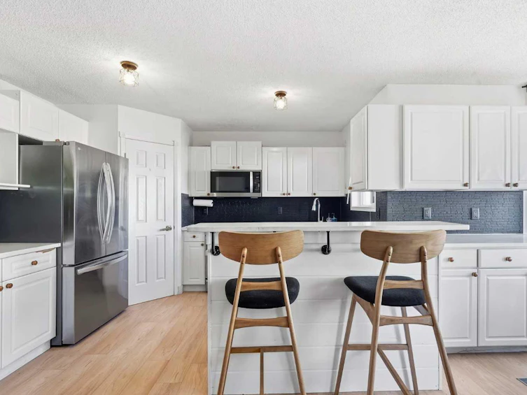 222 Douglas Ridge Circle SE, Calgary, AB, T2Z 3C4 - 13