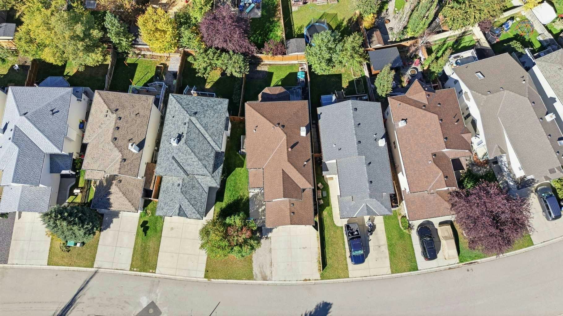 222 Douglas Ridge Circle SE, Calgary, AB, T2Z 3C4 - 36