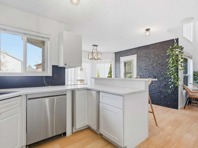 222 Douglas Ridge Circle SE, Calgary, AB, T2Z 3C4 - 16