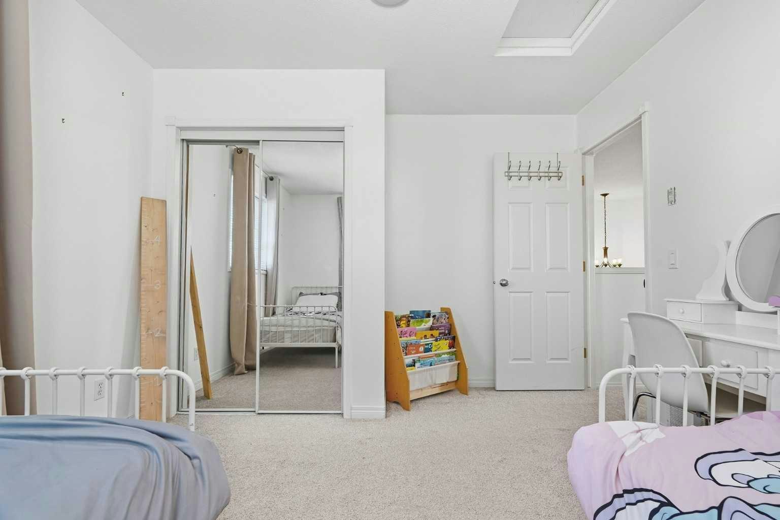 222 Douglas Ridge Circle SE, Calgary, AB, T2Z 3C4 - 28