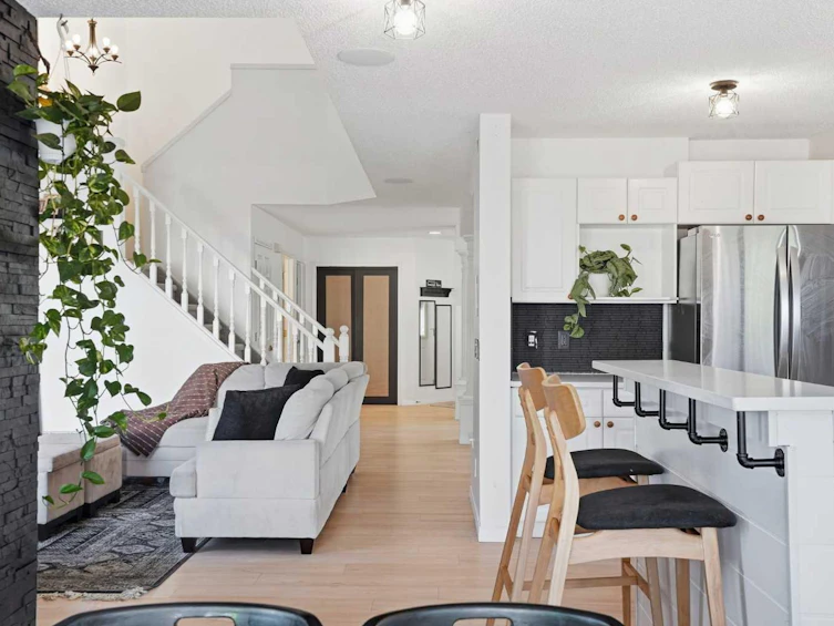 222 Douglas Ridge Circle SE, Calgary, AB, T2Z 3C4 - 19