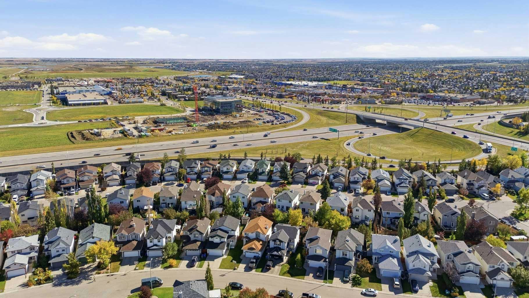 222 Douglas Ridge Circle SE, Calgary, AB, T2Z 3C4 - 39