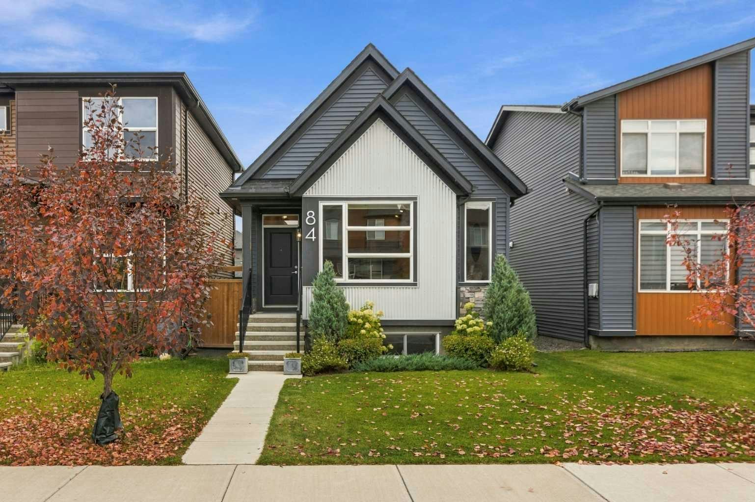 84 Wolf Creek Manor SE, Calgary, AB, T2X 3Z9