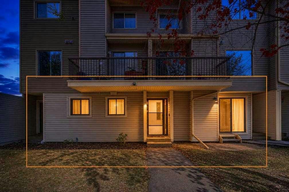 100-2519 38 Street NE, Calgary, AB, T1Y 4W8