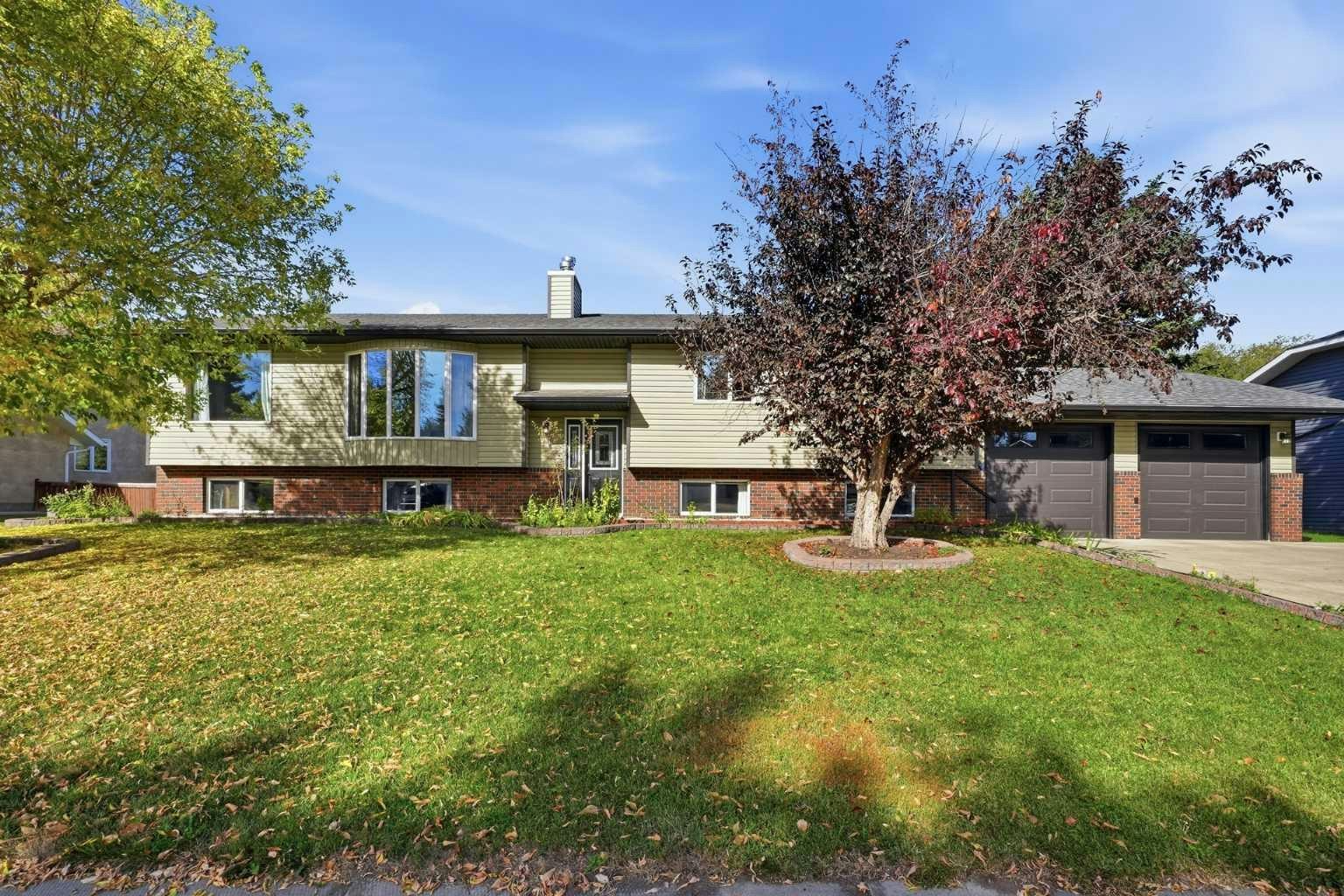 12 Dickens Lane, Lacombe, AB, T4L 1S3