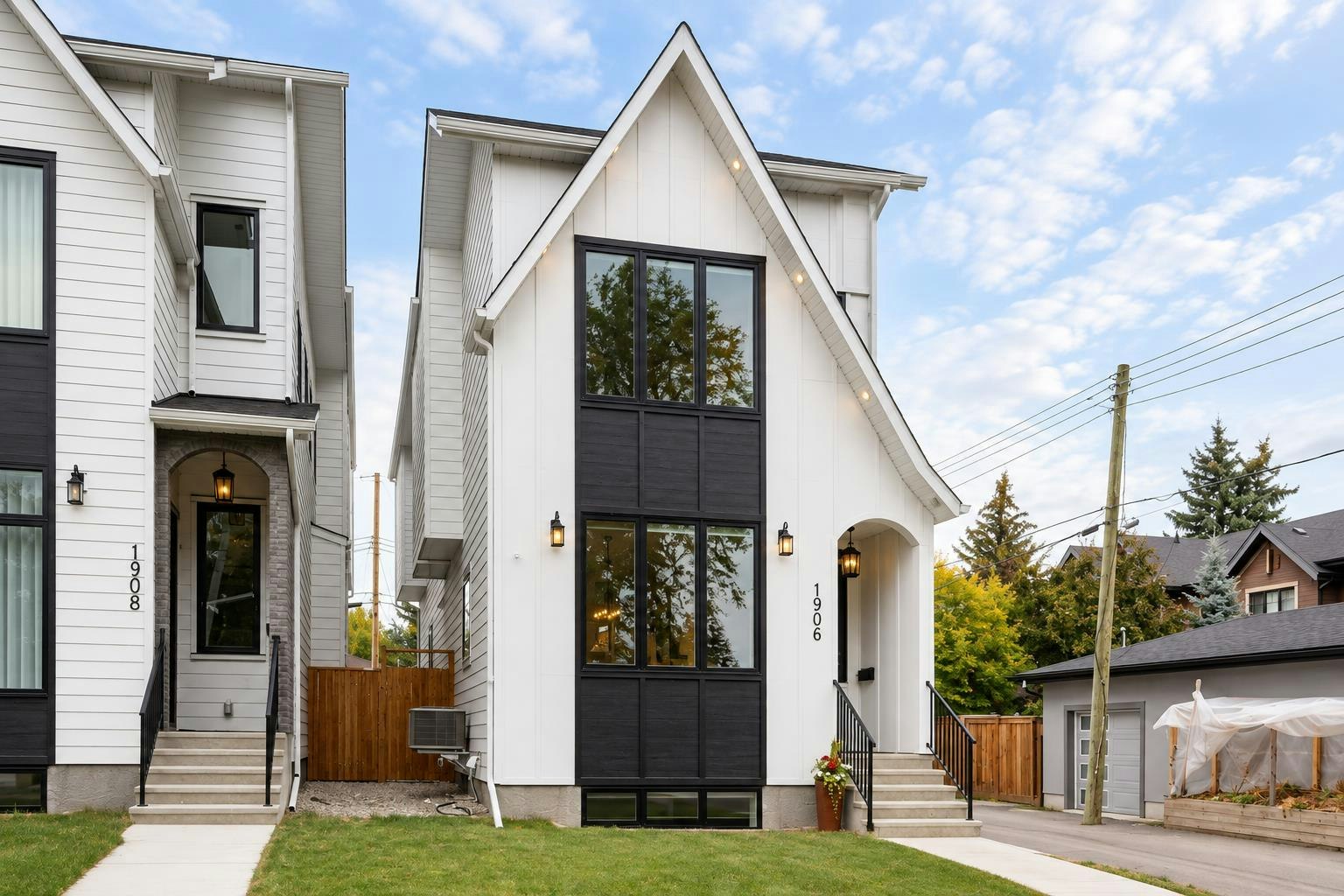 1906 43 Avenue SW, Calgary, AB, T2T 2M9