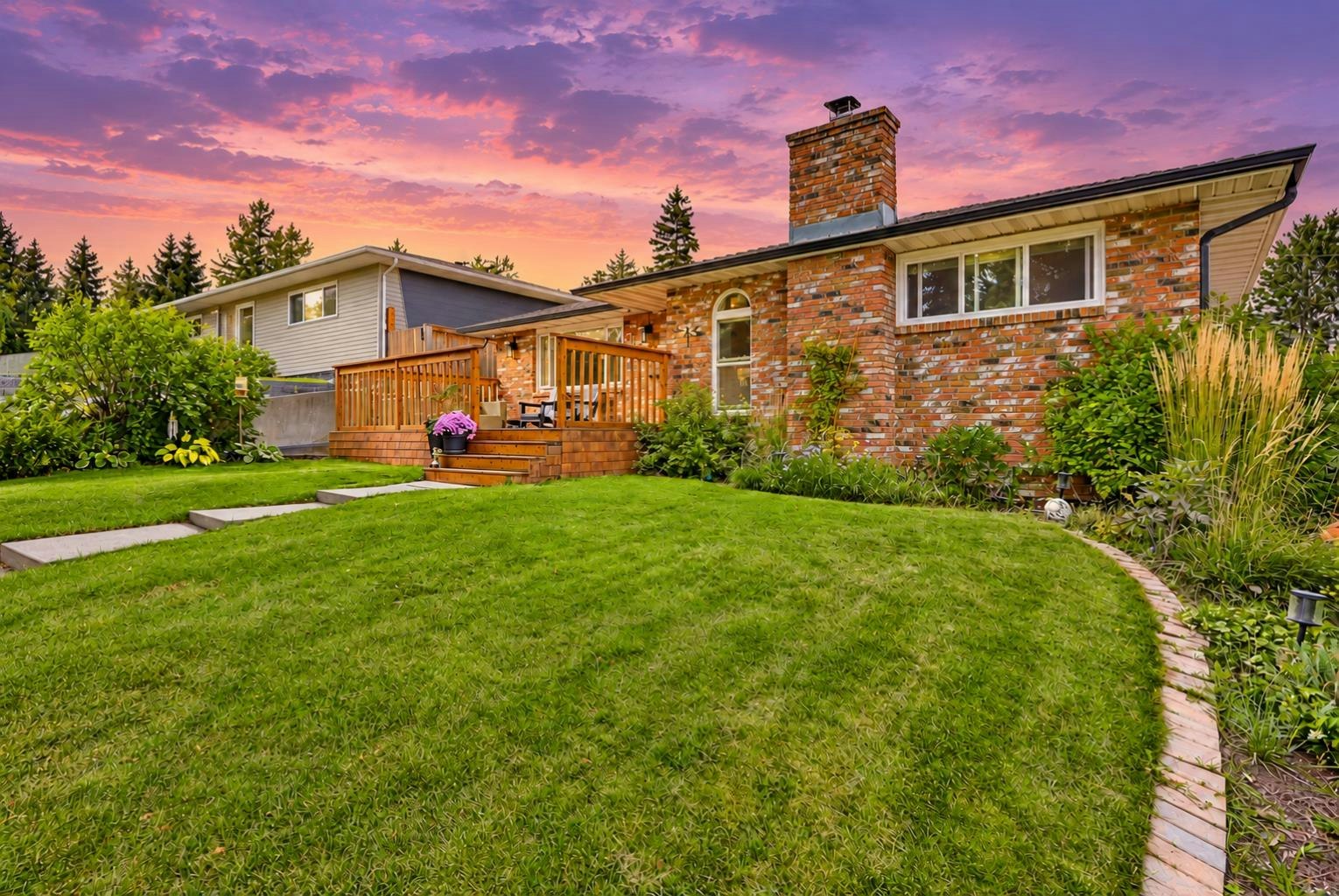 716 Seymour Avenue SW, Calgary, AB, T2W 0N4
