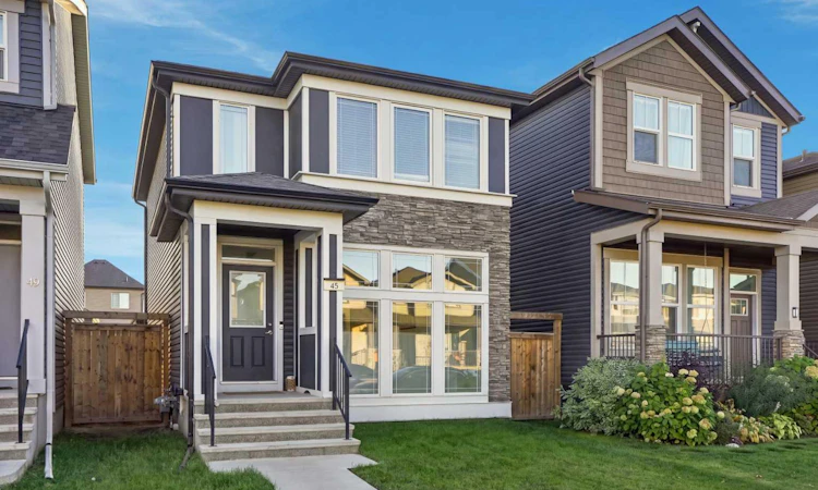 45 Legacy Glen Place SE